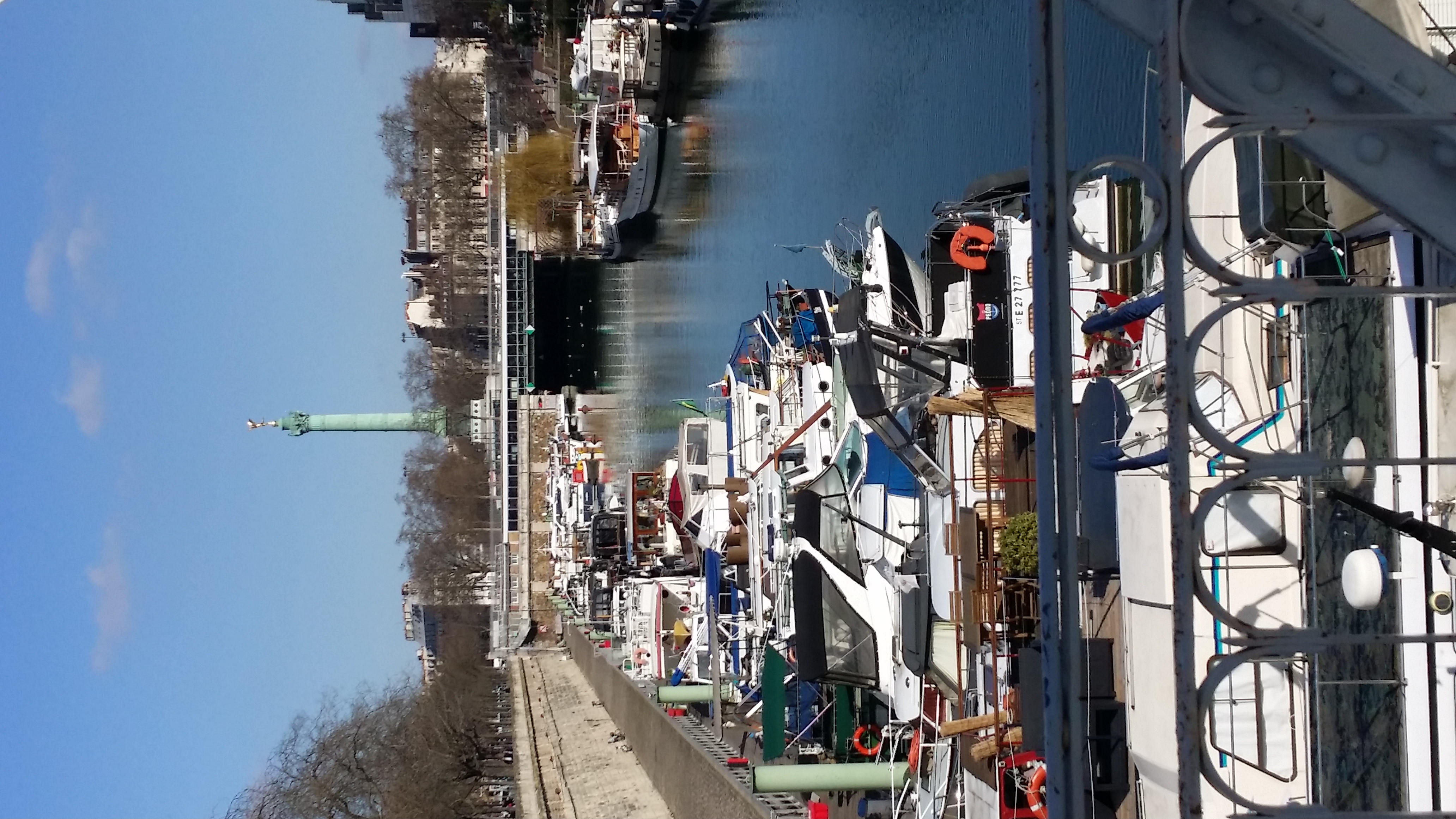 hospitalité maritime et fluviale