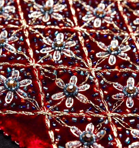 Broderie detail