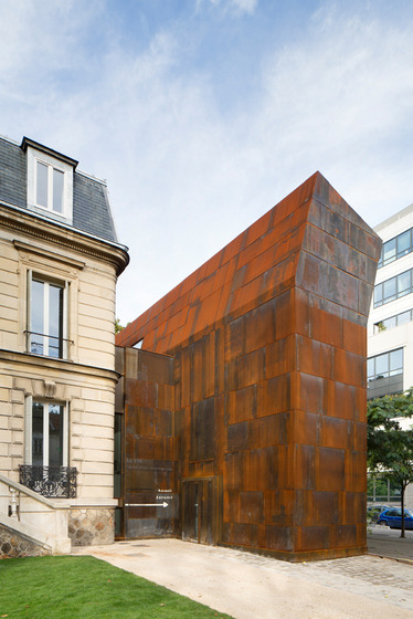 Espace d'art contemporain Montreuil