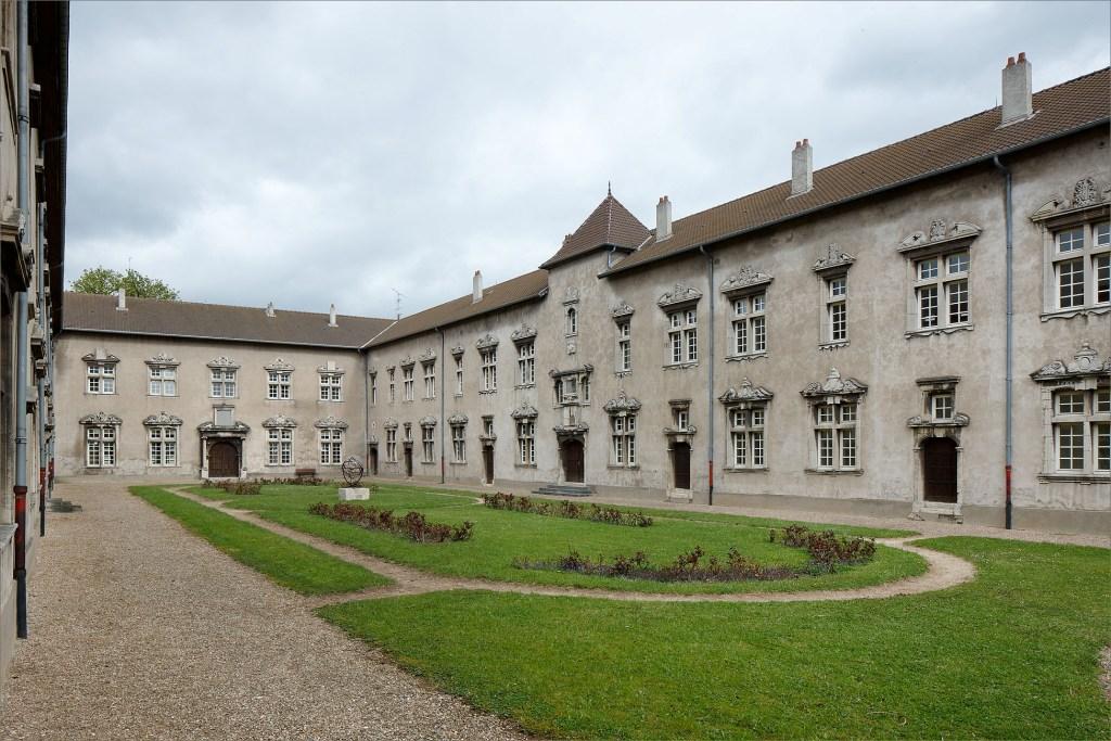 Lycée Marquette façade inscrite