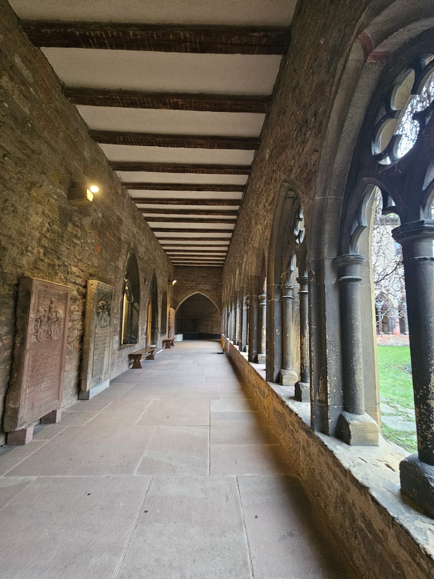 Le Cloitre de l'interieur