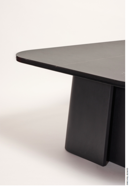 Reda Amalou Table OOma