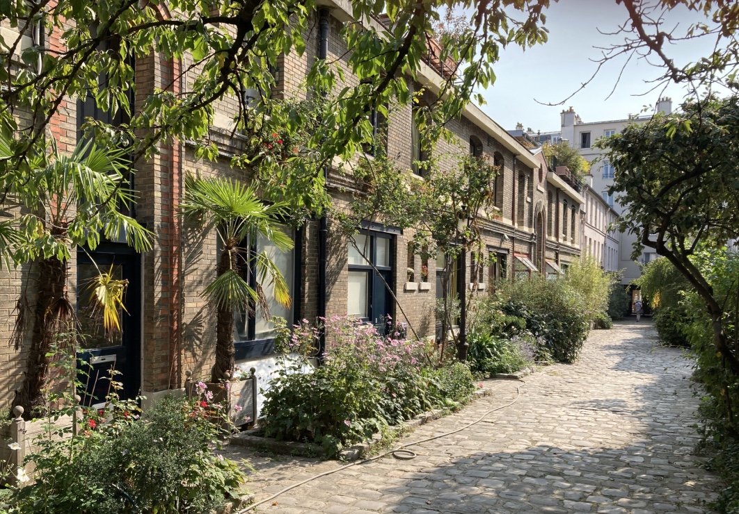 Passage de verdure en plein XVe Paris